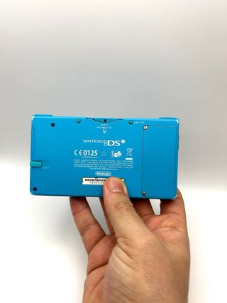 Nintendo DSi blu con pennino