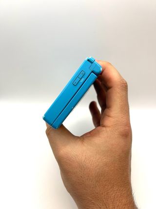 Nintendo DSi blu con pennino