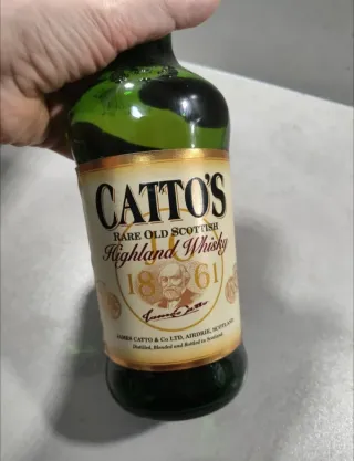 Caja de cartón para envíos