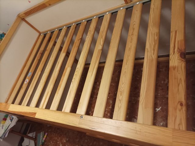 URGE. Litera Kura IKEA Madera Blanca