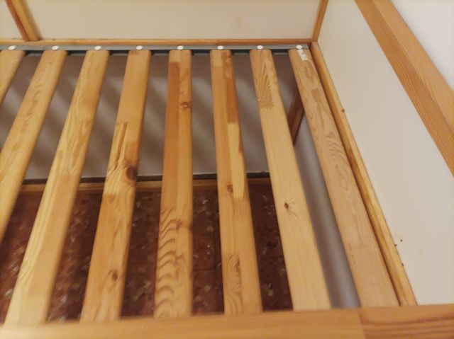 URGE. Litera Kura IKEA Madera Blanca