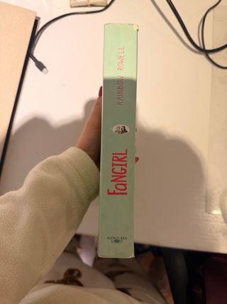 Fangirl (Biblioteca Indie) (Spanish Edition)