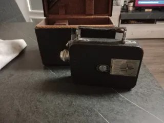 Cámara Cine-Kodak Eight Antigua