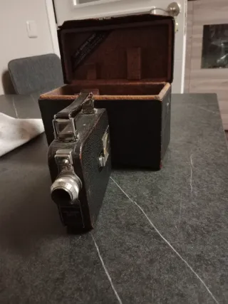Cámara Cine-Kodak Eight Antigua