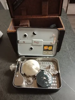 Cámara Cine-Kodak Eight Antigua