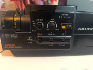 Videocámara VHS Grundig LS 150