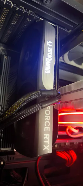 Tarjeta Gráfica ZOTAC GAMING GeForce RTX 4060