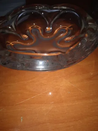 cenicero antiguo en cristal