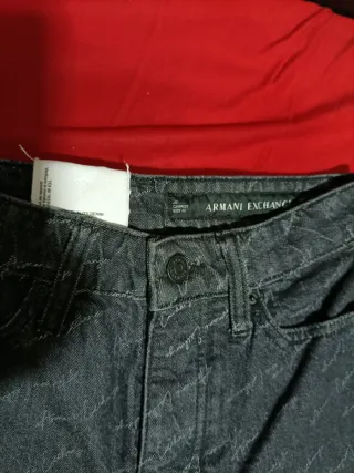 Pantalones Armani Exchange negros con logo