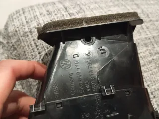 Aireador derecho VW Golf MK6