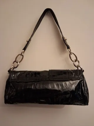 Bolso Guess Negro Piel Cocodrilo