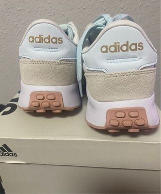 Deportivas Adidas Mujer Beige y Blancas