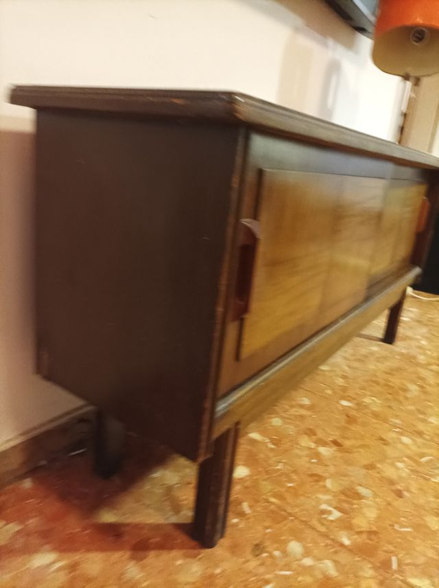 URGE. Aparador Vintage Madera