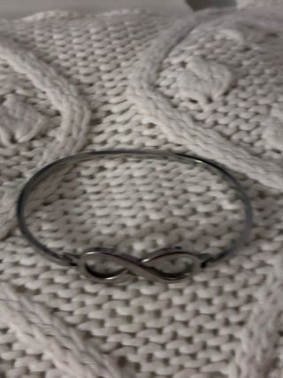 Pulsera símbolo infinito