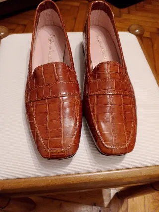 Zapatos de piel marrones
