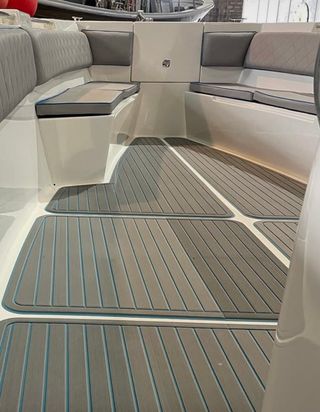 Barco 9,90m recreo/pesca