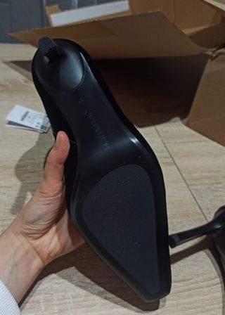 Botín Tacón Stradivarius Negro