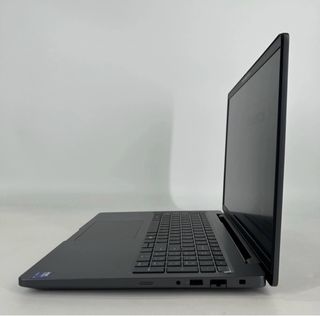 Portátil Dell Pro Max 16 MC16250 16”