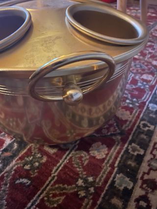 Refrigeratore bottiglie metallo dorato