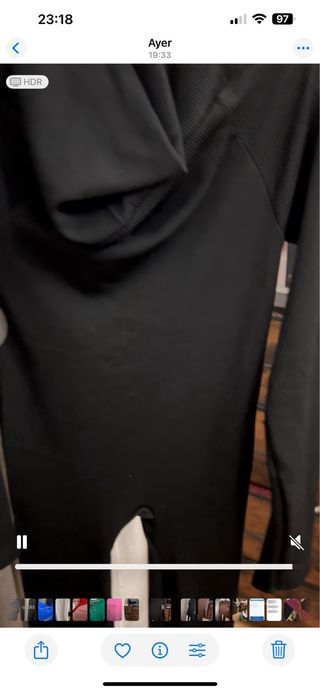 Mono beige de punto con cordones