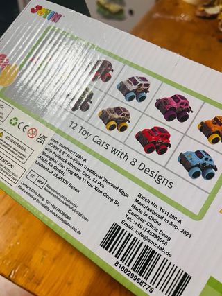 12 Coches Monster Truck en Huevos sorpresa