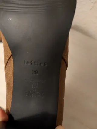 Botines serraje Lefties marrones talla 39