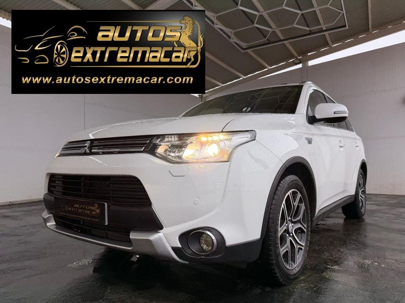 MITSUBISHI OUTLANDER 2.0PHEV 4WD PLUG-IN HYBRID EV - foto 1