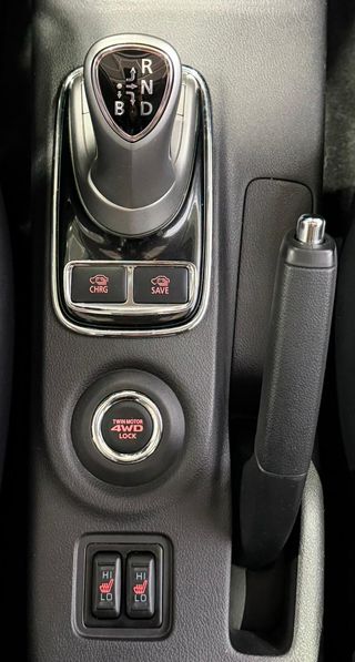 MITSUBISHI OUTLANDER 2.0PHEV 4WD PLUG-IN HYBRID EV