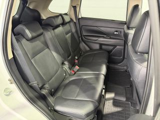 MITSUBISHI OUTLANDER 2.0PHEV 4WD PLUG-IN HYBRID EV