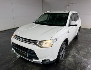 MITSUBISHI OUTLANDER 2.0PHEV 4WD PLUG-IN HYBRID EV