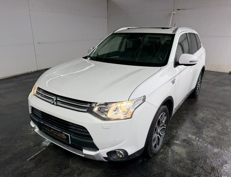 Mitsubishi Outlander 2015, foto 26