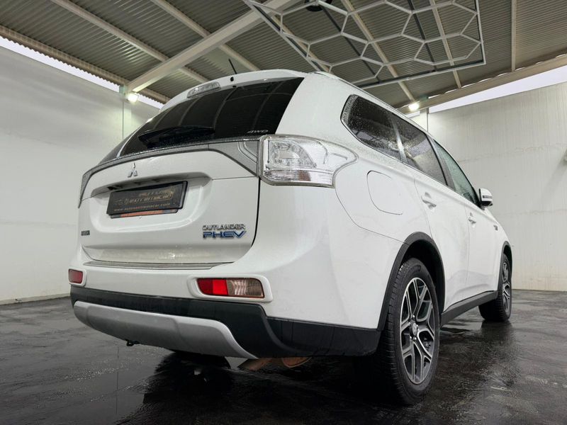 Mitsubishi Outlander 2015, foto 29
