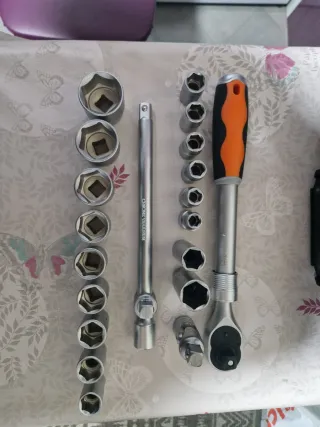 MALETIN MAGNUSSON CARRACA TELESCOPICA 20 PIEZAS