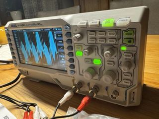 Osciloscopio Digital Rigol DS1102Z-E