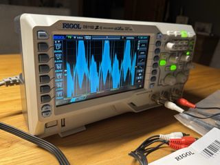 Osciloscopio Digital Rigol DS1102Z-E
