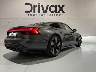 Audi e-tron GT Audi e-tron GT 60 quattro 350kW (476CV)