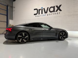 Audi e-tron GT Audi e-tron GT 60 quattro 350kW (476CV)