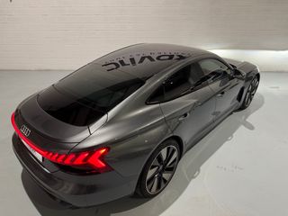 Audi e-tron GT Audi e-tron GT 60 quattro 350kW (476CV)