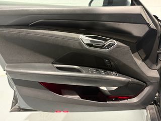 Audi e-tron GT Audi e-tron GT 60 quattro 350kW (476CV)