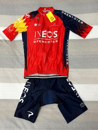 Completo Ciclismo Ineos Grenadier M