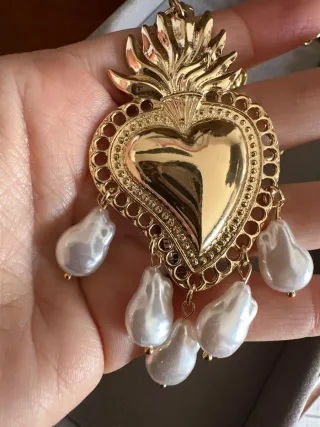 Collana Cuore Sacro Maxi Oro Perle Bianche