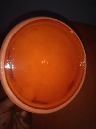 Jarra rústica de barro