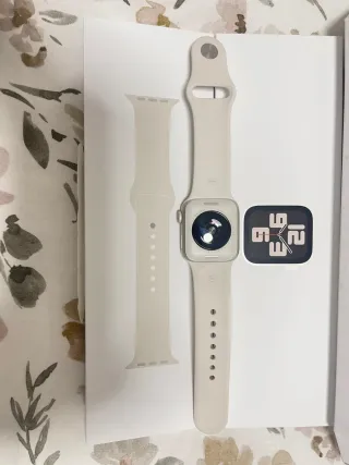 Apple Watch SE Beige/Plata