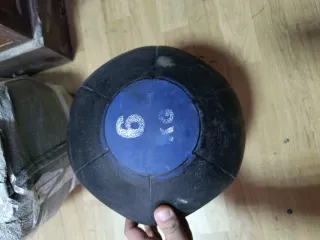 Balón medicinal 6kg negro con asa