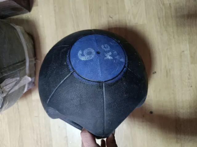 Balón medicinal 6kg negro con asa