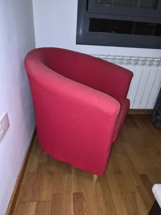 Butaca roja Ikea