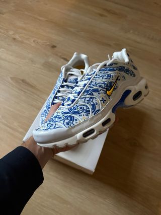 Nike Air Max Plus Lisboa 44.5 EU - 10.5 US