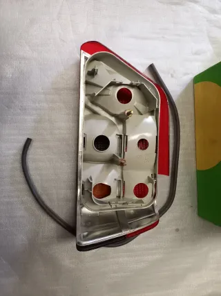 Piloto Izquierdo Peugeot 309