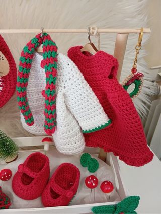 Muñeca crochet Navidad con vestidor