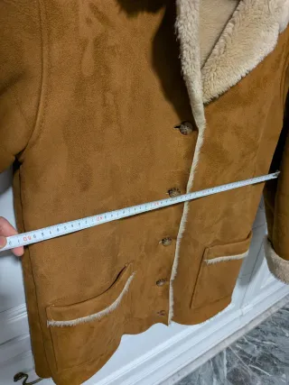 Abrigo efecto ante camel con borreguito